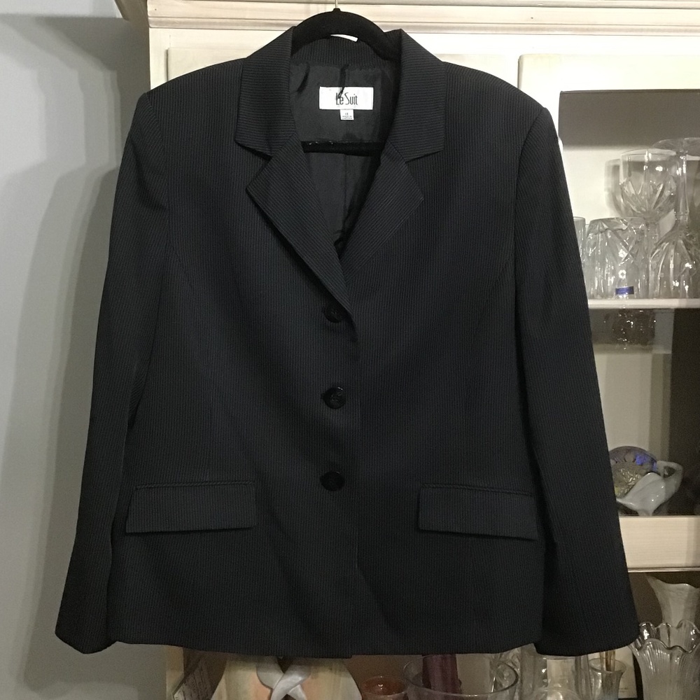 Le Suit pinstripe pant suit